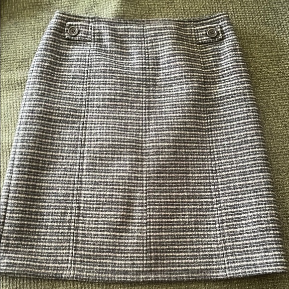 MaxMara Dresses & Skirts - Max Mara Weekend Classic Gray Tweed A-Line Skirt (sz 10)